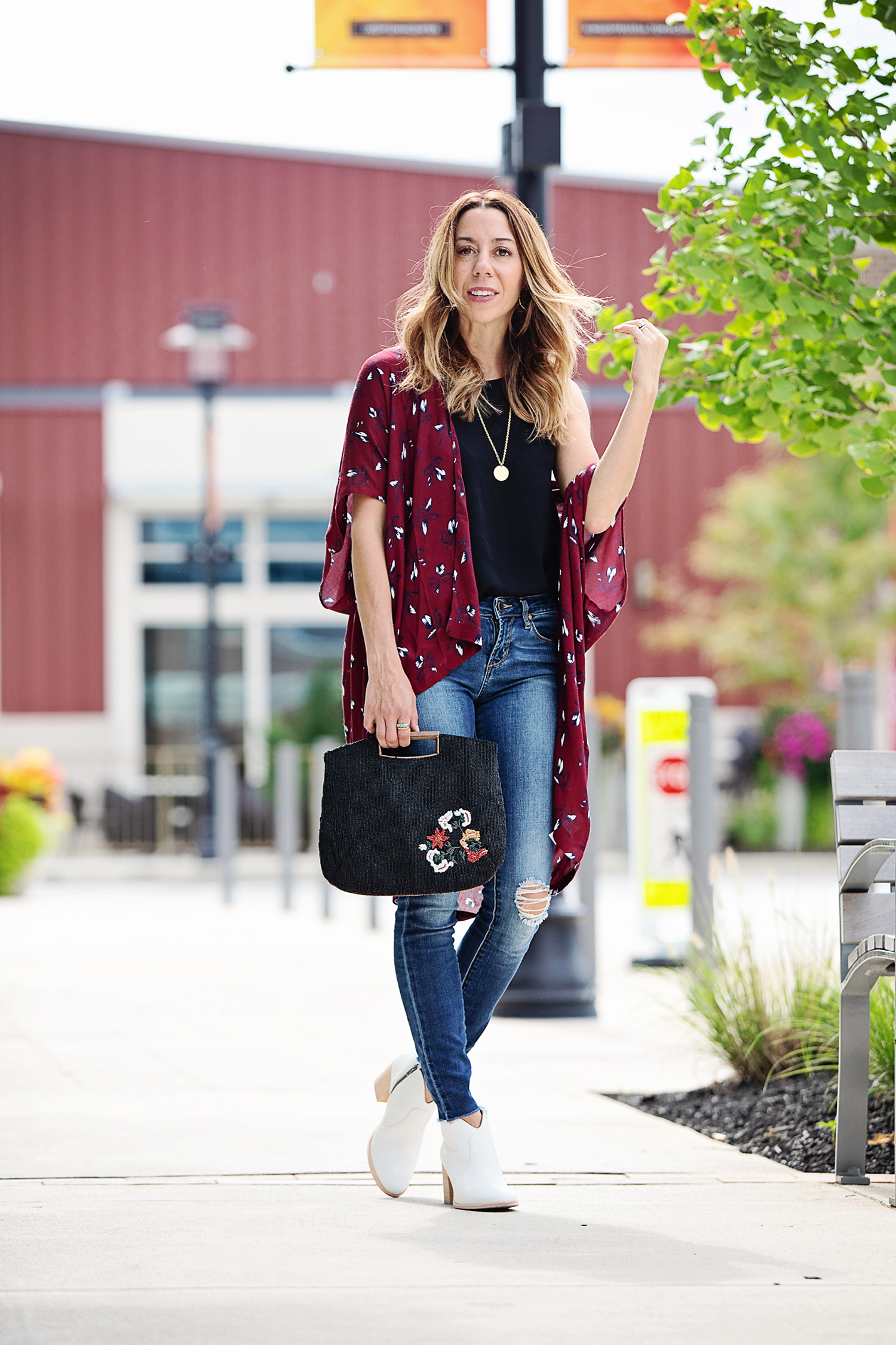 5 Everyday Fall OutfitsWhether It's Hot Or Cold - The Mom Edit