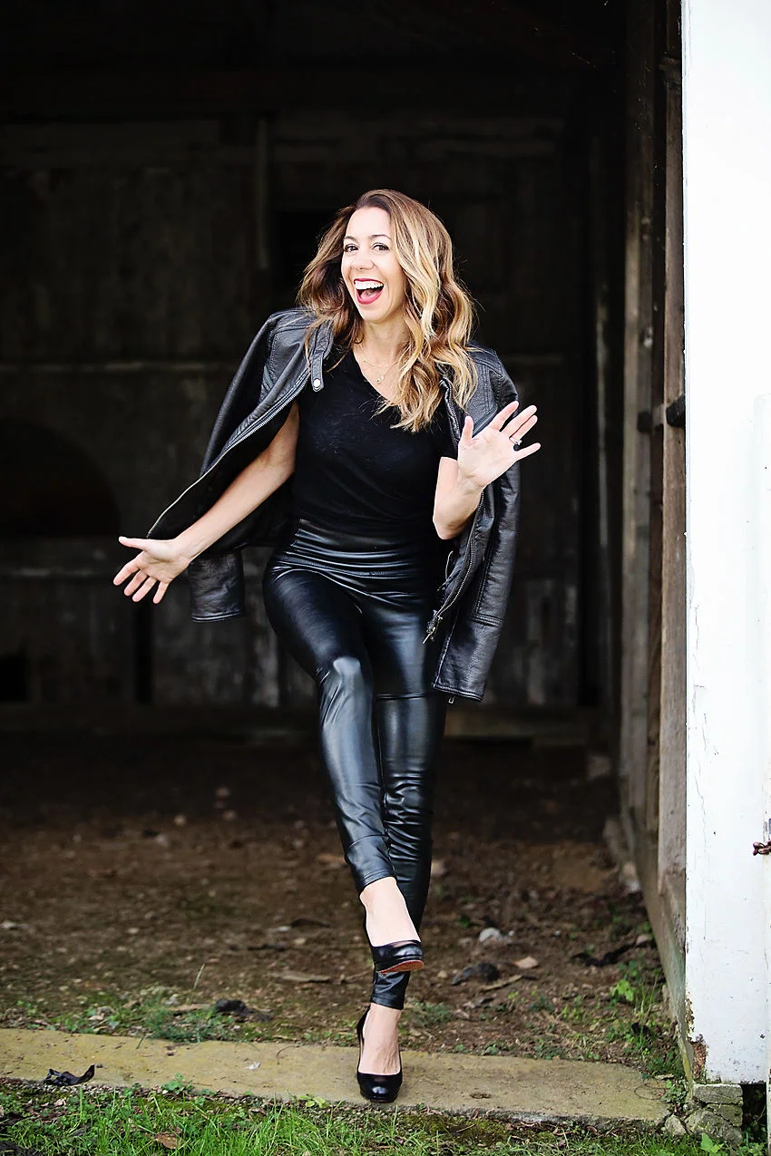 How to Wear Leather Leggings (Part 1) - The Motherchic