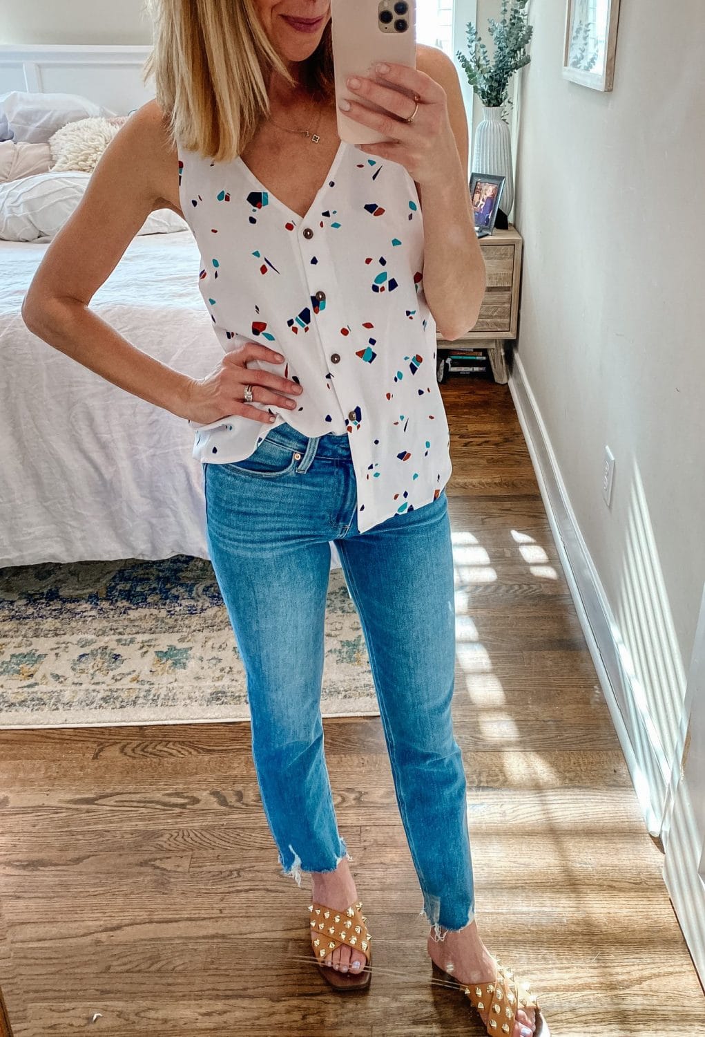 the motherchic wearing paige jeans