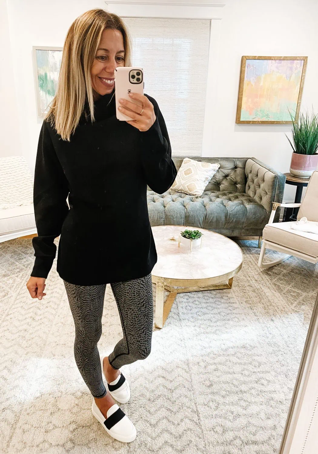 9 Tunics that work best with leggings - The Motherchic