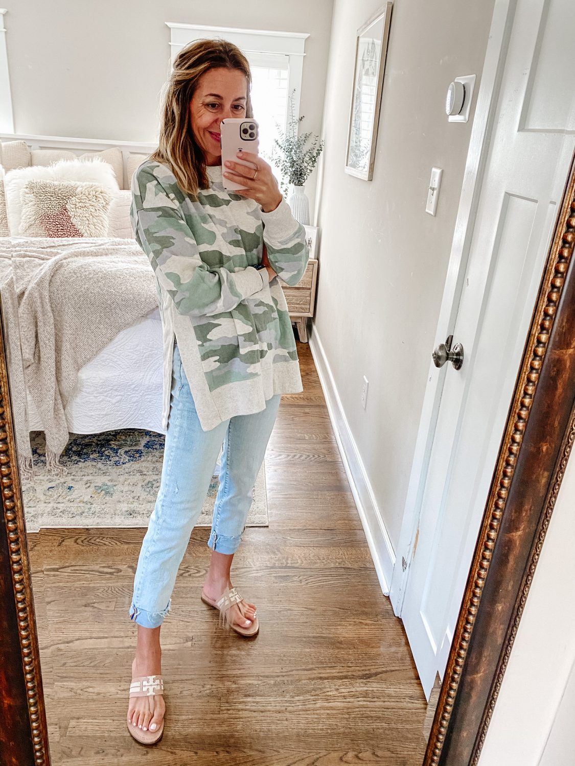 9 Tunics that work best with leggings - The Motherchic