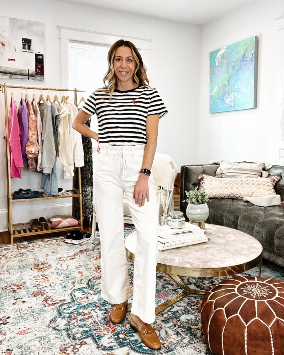 How to Wear Wide Leg Jeans - The Motherchic