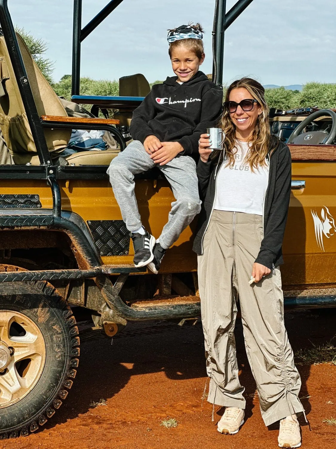 OUTDOOR SAFARI CLOTHES RIGHT FOR TRAVELLING IN SOUTH AFRICA