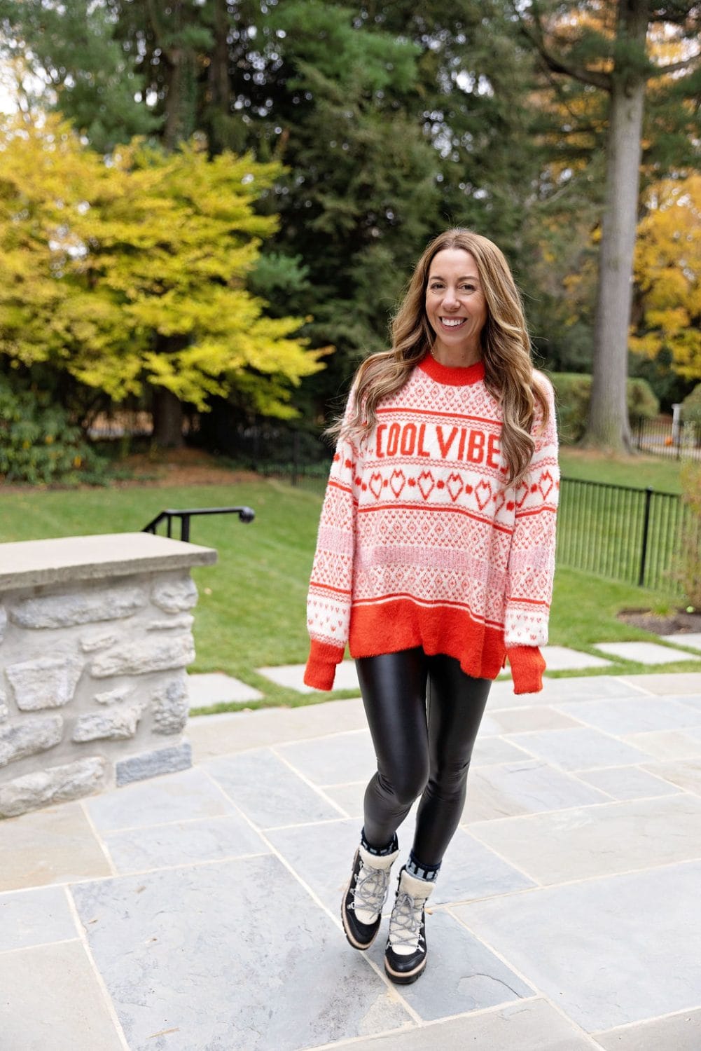 The Motherchic - This outfit hits the 3 C's - cute, cozy